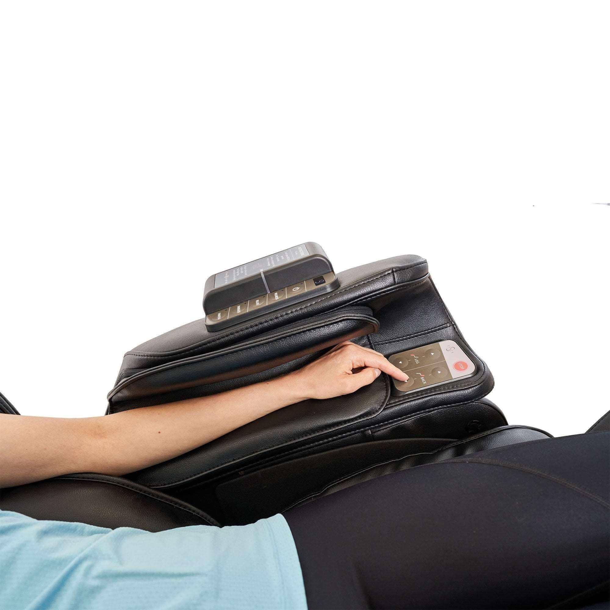 Kurodo E - Premium Commercial Massage Chair
